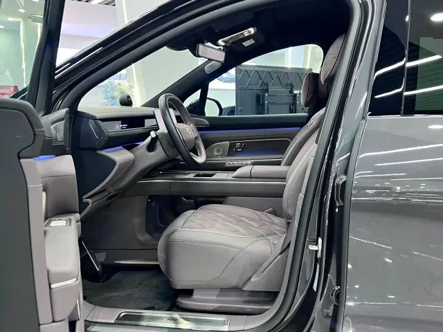 Nio ES8 — Фото автомобиля 4