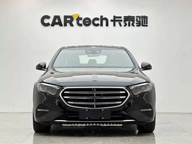 Mercedes-Benz E-Class — Фото автомобиля 7
