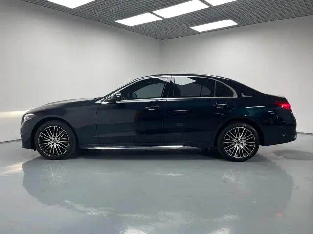 Mercedes-Benz C-Class — Фото автомобиля 4