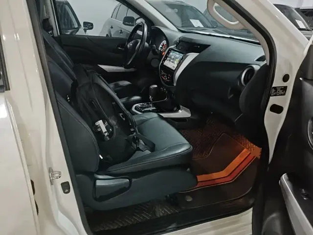 Nissan Terra — Фото автомобиля 24
