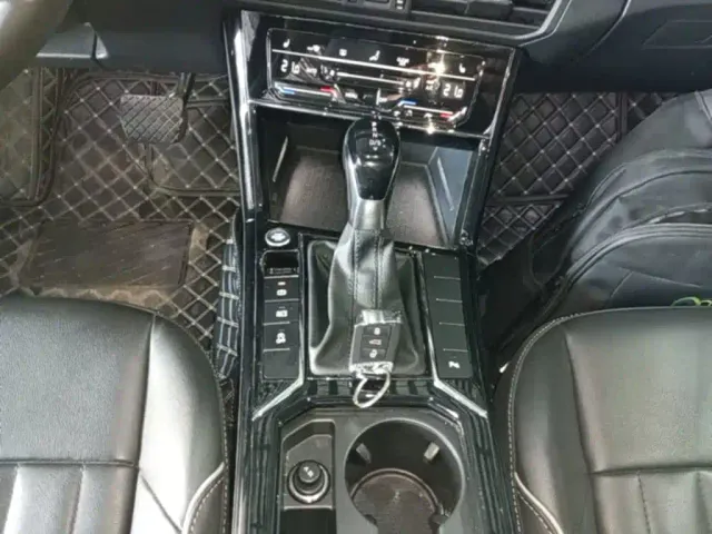 Volkswagen Passat — Фото автомобиля 13
