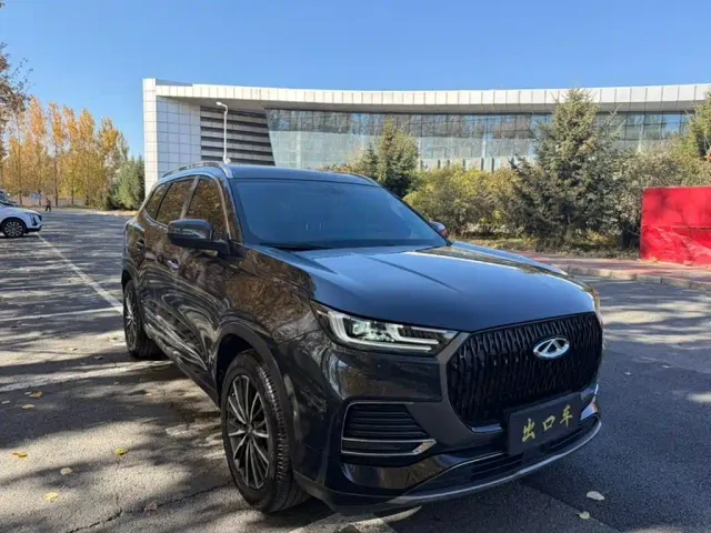 Chery Tiggo 8 — Фото автомобиля 3