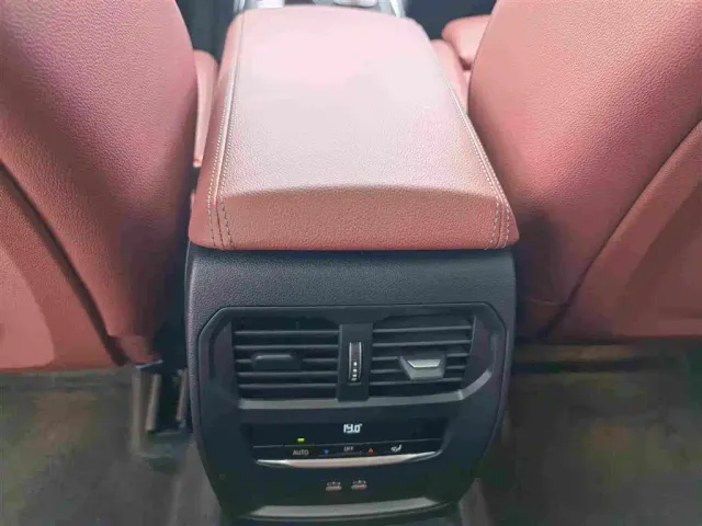 BMW 3 Series — Фото автомобиля 11