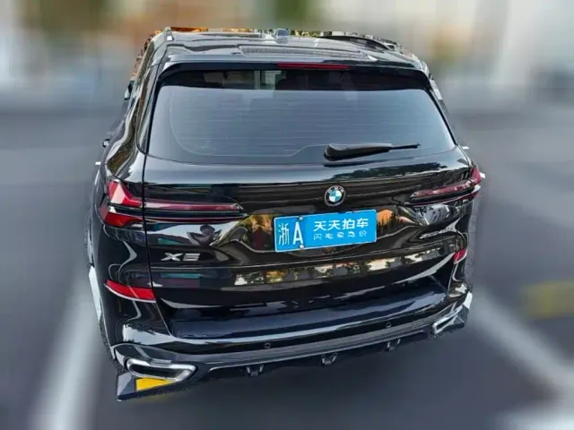 BMW X5 — Фото автомобиля 2