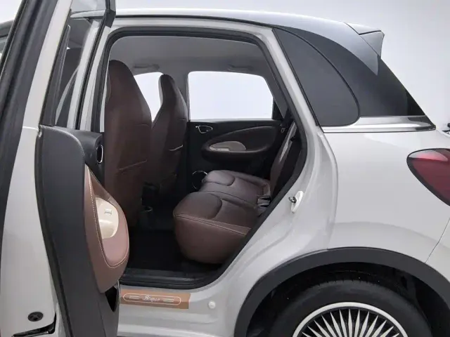 Wuling Bingo — Фото автомобиля 15