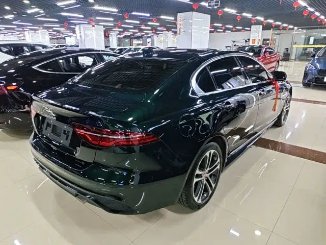 Jaguar XEL — Фото автомобиля 6