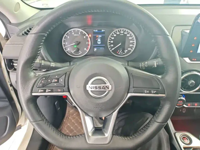 Nissan Sylphy — Фото автомобиля 10