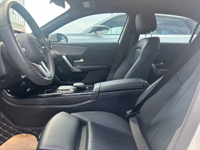 Mercedes-Benz A-Class — Фото автомобиля 6