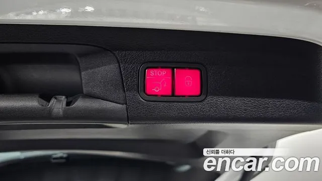 Mercedes-Benz GLS-Class — Фото автомобиля 20
