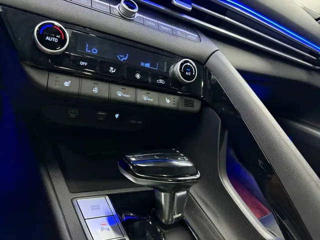 Hyundai Elantra — Фото автомобиля 17
