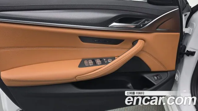 BMW 5 Series — Фото автомобиля 13