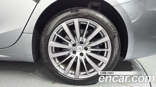 Maserati Ghibli Ghibli — Фото автомобиля 16