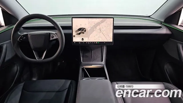 Tesla Model Y — Фото автомобиля 7