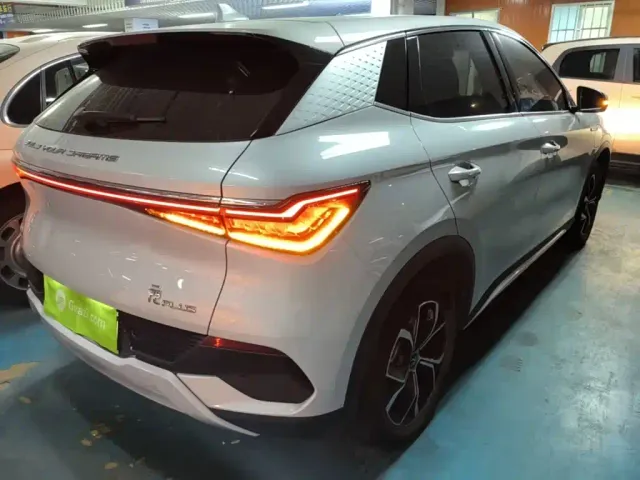 BYD Yuan PLUS — Фото автомобиля 6