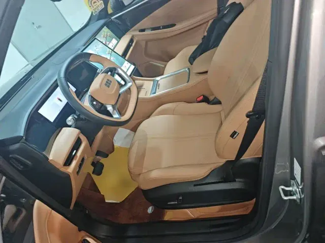 Geely Galaxy L7 — Фото автомобиля 14