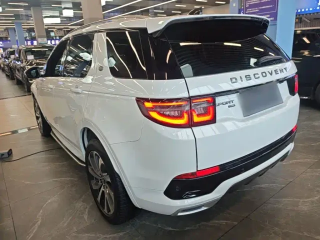 Land Rover Discovery Sport — Фото автомобиля 4