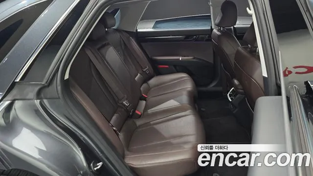Hyundai Grandeur GN7 — Фото автомобиля 17