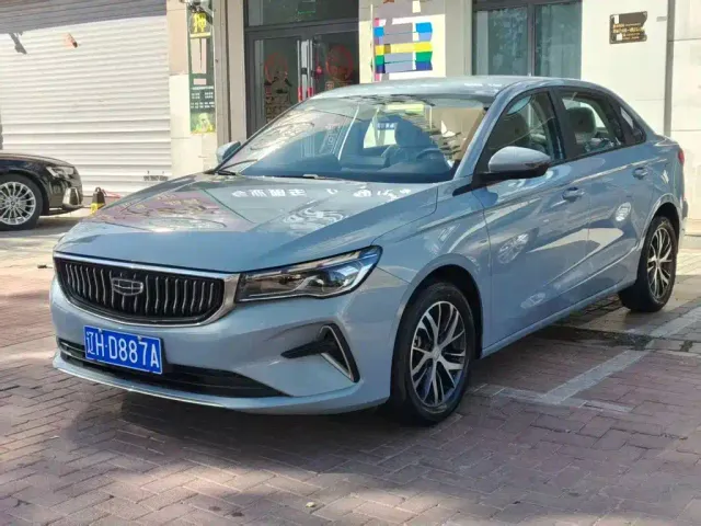 Фотография автомобиля — Geely Emgrand
