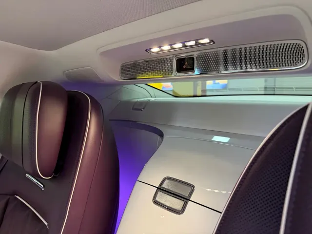 Zunjie Zunjie S800 2025 Model Extended Range Starlight Executive Edition 4-seater — Фото автомобиля 23