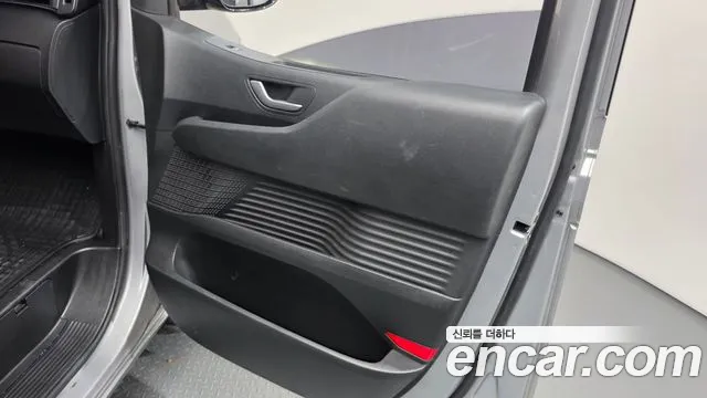 Hyundai Staria — Фото автомобиля 14