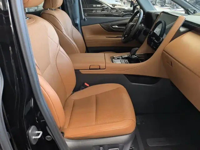Toyota Vellfire — Фото автомобиля 24