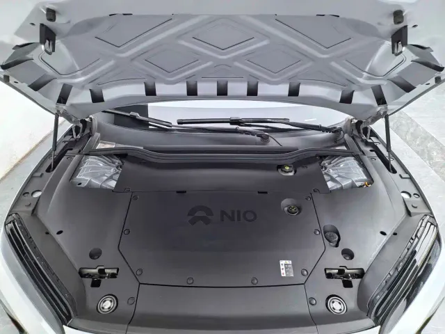 Nio ET5 Touring — Фото автомобиля 17