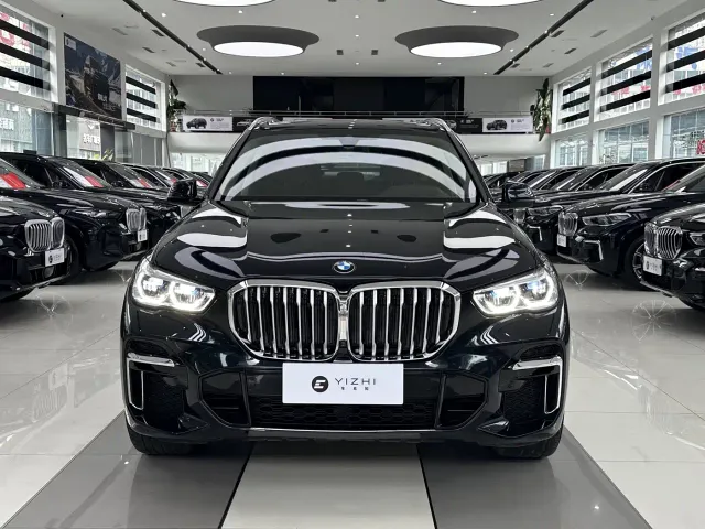 BMW X5 — Фото автомобиля 2