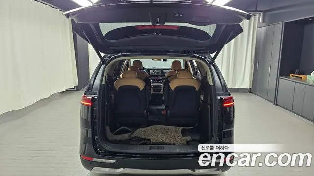 Kia Carnival 4th Gen — Фото автомобиля 16