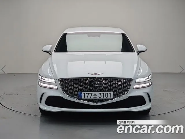 Фотография автомобиля — Genesis G80 RG3