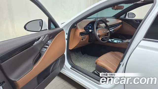 Genesis G80 Бензин 2.5 турбо AWD — Фото автомобиля 10