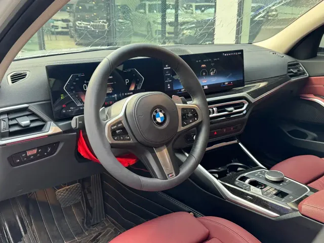 BMW 3 Series — Фото автомобиля 4