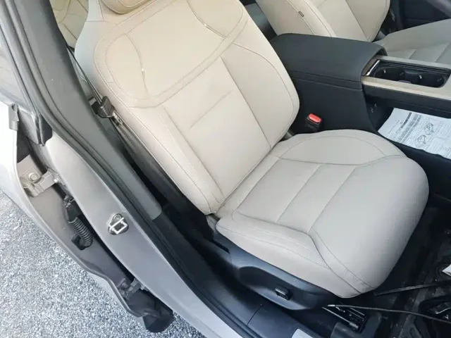 Volvo XC70 Plug-in Hybrid — Фото автомобиля 24