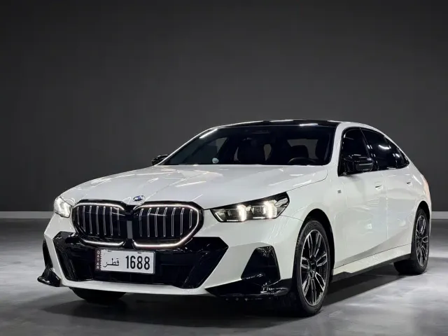 Фотография автомобиля — BMW 5 Series