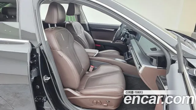 Hyundai Grandeur GN7 — Фото автомобиля 11