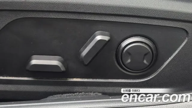 Hyundai Grandeur Grandeur (GN7) — Фото автомобиля 29