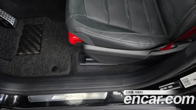 Mercedes-Benz GLE-Class — Фото автомобиля 27
