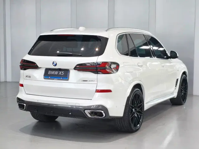 BMW X5 — Фото автомобиля 3