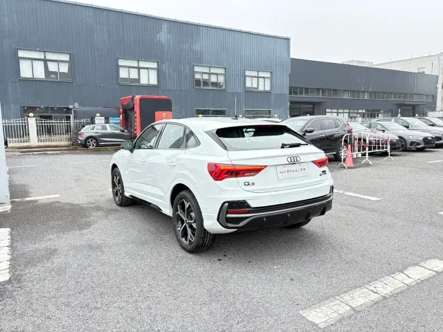 Audi Q3 Sportback — Фото автомобиля 7