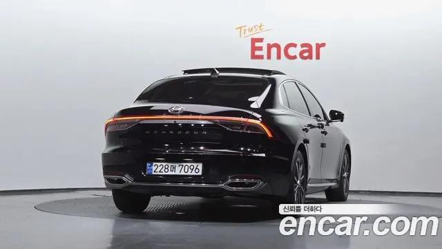 Hyundai Grandeur Новый Grandeur IG — Фото автомобиля 4