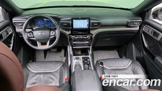 Ford Explorer Explorer 6 поколение 3.0 Platinum 4WD — Фото автомобиля 7