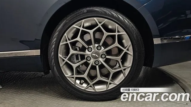 Genesis G80 Бензин 2.5 турбо AWD — Фото автомобиля 20