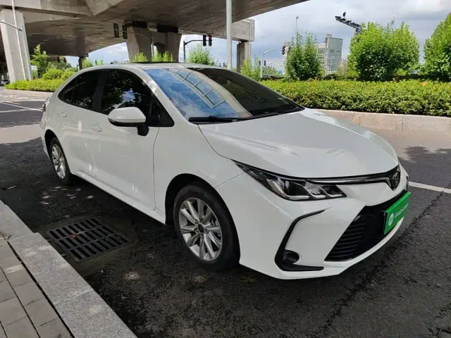 Toyota Corolla — Фото автомобиля 3