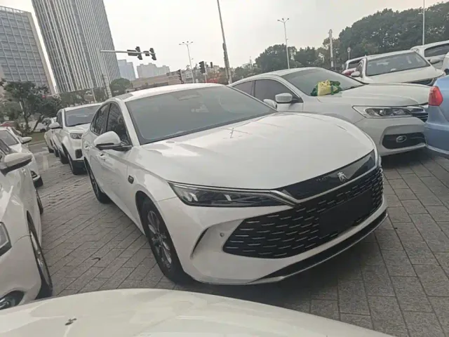 BYD Qin L — Фото автомобиля 3
