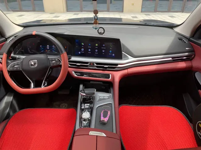 Changan Changan CS75 PLUS 2022 2.0T Automatic Navigation — Фото автомобиля 5