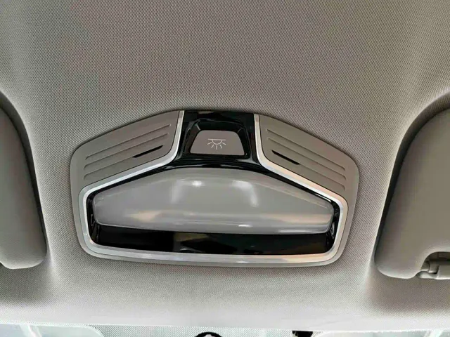 Geely Emgrand — Фото автомобиля 14