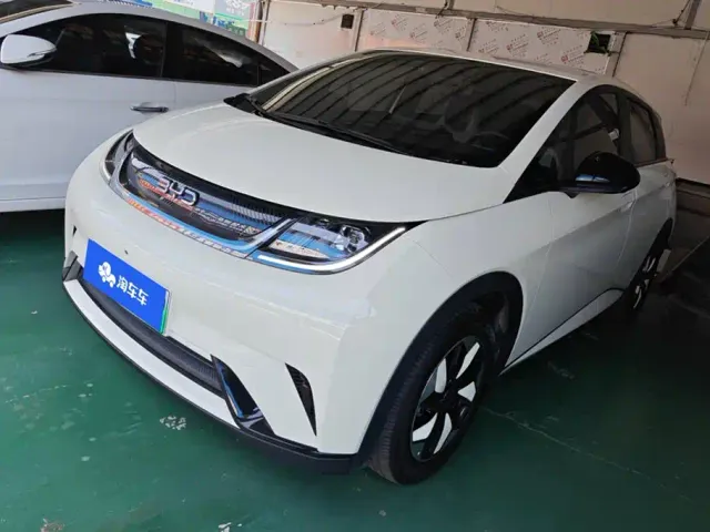 Фотография автомобиля — BYD Dolphin