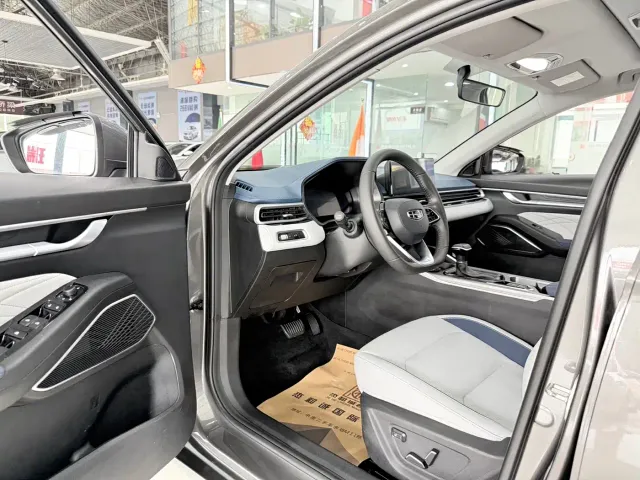 Geely Emgrand — Фото автомобиля 4
