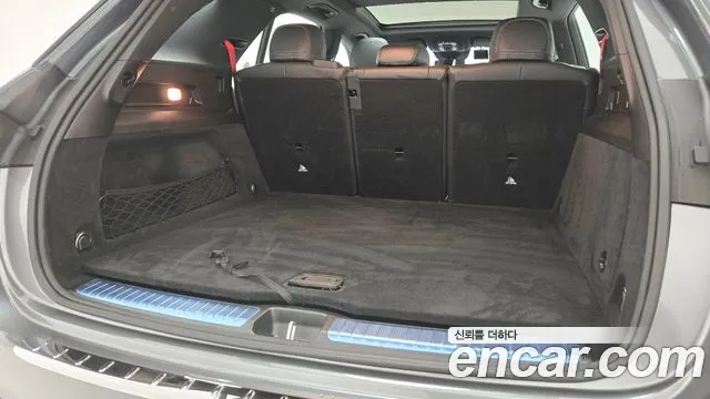 Mercedes-Benz GLE-Class — Фото автомобиля 11