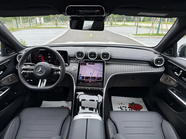 Mercedes-Benz C-Class — Фото автомобиля 12
