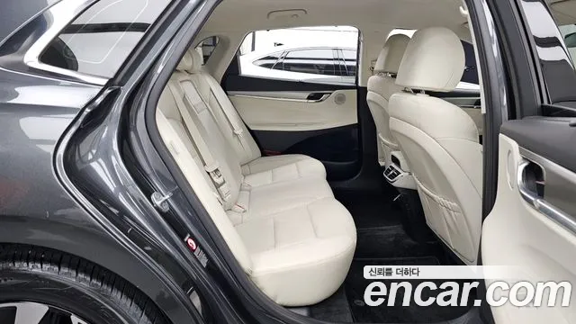 Hyundai Grandeur — Фото автомобиля 11